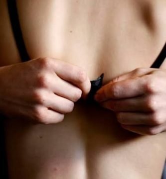 3 Dicas Incríveis Para o Homem Provocar Orgasmos Femininos 1 casal relacionamento