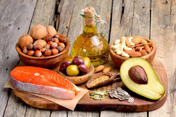 Como ter uma dieta balanceada sem prejudicar a sua saúde bucal? 4 proteinas