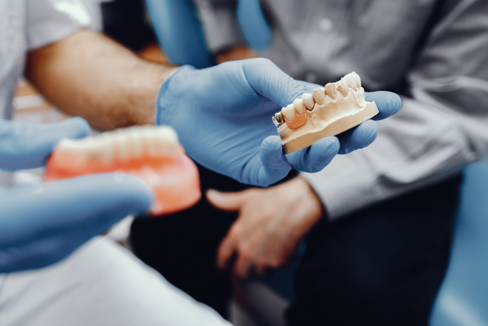Próteses Dentárias Modernas: Evolução, Conforto e Funcionalidade na Reabilitação Oral 5 protese dentes